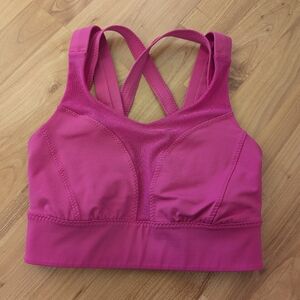 Lululemon Oxygen Bra Jewelled Magenta 6 Medium Support C/D
